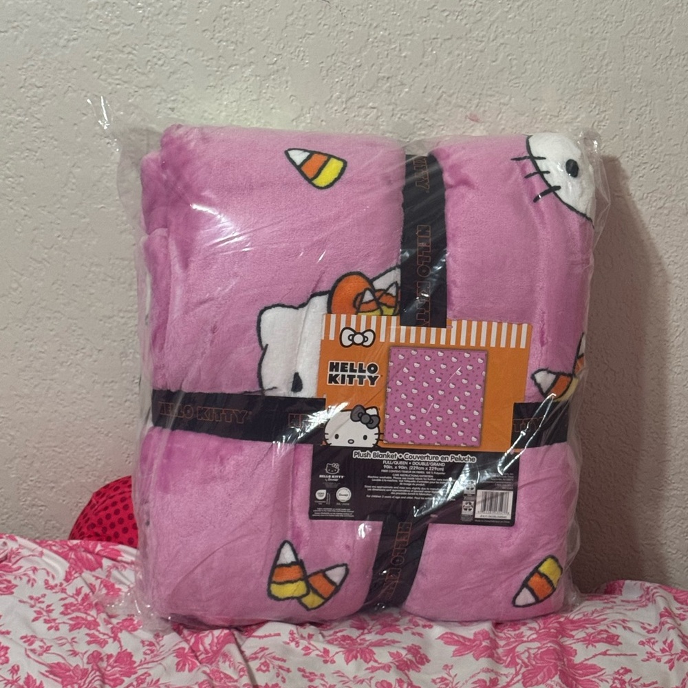 Hello Kitty Halloween Pink Blanket